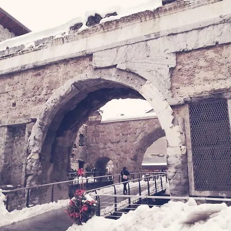 Apartament L'atelier Du Temps - Charme Aosta